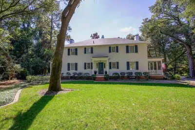 Image de Thistle Cottage–Historic Annie Oakley Home in the Heart of Downtown Pinehurst