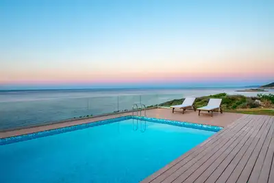 Image de Villa Vrahos - 3 Bedroom villa with private pool - Deja Vu Villas