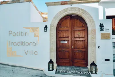 Authentic Greek villa with all mod-cons in the heart of Rhodes
