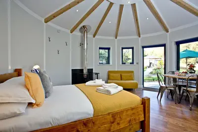A the family roundhouse that sleeps 6 guests  in 2 bedrooms