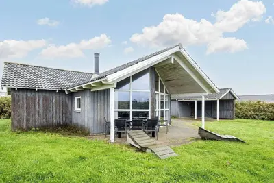 Image de Maison de vacances pour 6 a Harboøre-By Traum