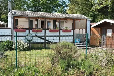 Image de Très bien situé le mobil home se trouve à proximité du lac d’Ardres.