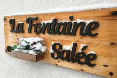 Image de Gîte 8 personnes à Chastreix, proche des stations de ski et de la nature.
