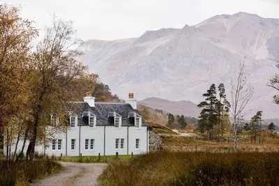 Image de Incredible farmhouse in one of Scotland's most dramatic landscapes