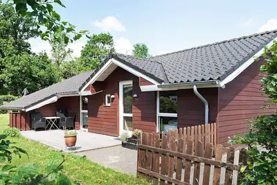 Image de Maison de vacances pour 8 a Juelsminde-By Traum