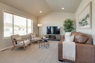 Image de Deer Creek Haven · Easy Access to I29 & I94 | Family Friendly