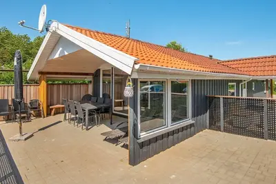 Image de Maison de vacances pour 8 a Hejls-By Traum