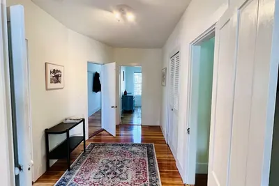 Image de Beautiful apartment centrally located on the scenic Island of North Haven