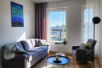 Image de Spacious apartment - along the tram route!