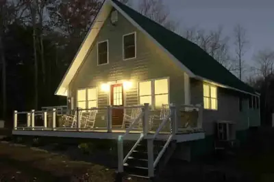Image de Sebago Lake, Me Lakeside Hot Tub just renovated\n\n