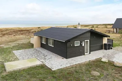 Image de Maison de vacances pour 6 a Læsø-By Traum