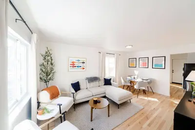 Image de Centrally Located! . King Beds! Everything Downtown Denver has to offer! Hot Tub!