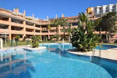 Image de Lovely garden apartment 2nd line beach in La Cala