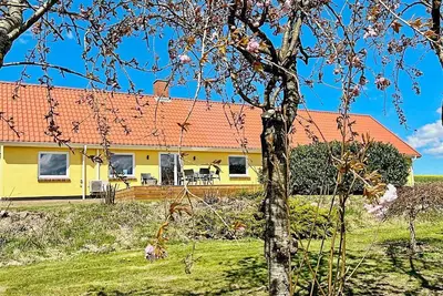 Image de Maison de vacances pour 4 a Østervrå-By Traum