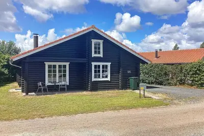 Image de Maison de vacances pour 10 a Væggerløse-By Traum