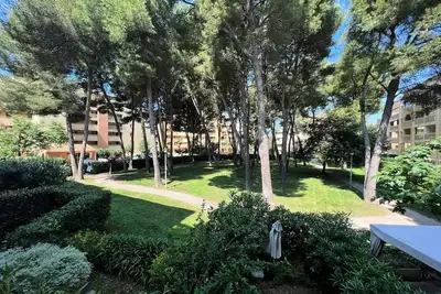 Image de Appartement 6 couchages dans un domaine arboré