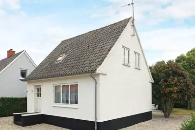 Image de Maison de vacances pour 8 a Bagenkop-By Traum