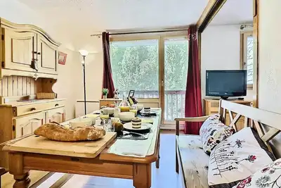 Image de Agréable appartement 2 pièces cabine pour 6 personnes situé à Val d'Isère, proche du centre de la station