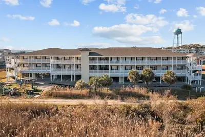 Image de Amazing Oceanview condo! Elevator and pool accessible!