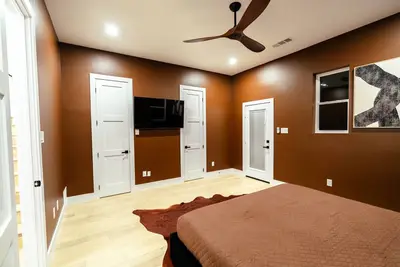Image de The Pollard by Ash, a Lux + Modern property!