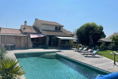 Image de Villa entièrement rénovée à 15 minutes à pied du centre historique d'uzès