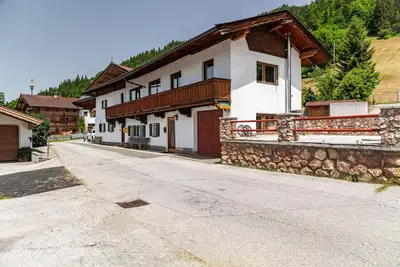 Image de 'Feichtenhäusl 2' avec vue sur les montagnes, terrasse privée et Wi-Fi