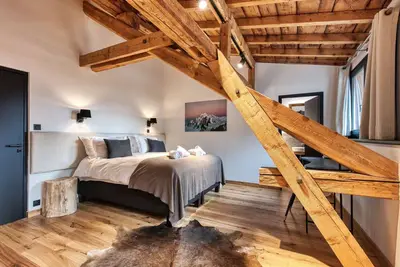 Image de 14 bed chalet with Jacuzzi & Sauna
