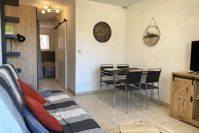 Image de Appartement T1 avec terrasse, tout équipé, proche commodités à Balaruc-les-Bains
