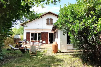 Image de Villa landaise avec studio indépendant, proche bassin, commerces et plages - 8 pers. , jardin, WiFi