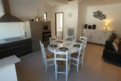 Image de Appartement moderne 68m² à Notre-Dame-de-Monts, 6 pers, accès Pmr, terrasse, proche forêt et plages