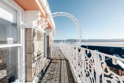 Image de The Penthouse Apartment - Aberdovey- Spectacular Beach Views - Free Parking