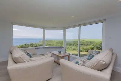 Image de Panoramic sea views, 8 mins to the beach, 1 min to Sw Coastal Path