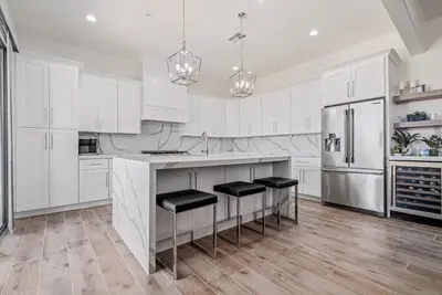Image de You will not be disappointed! Modern, Beautiful spacious living in Grayhawk!