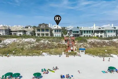 Image de Gulf Front in Rosemary + Beach Access- 34 South Briland Main House