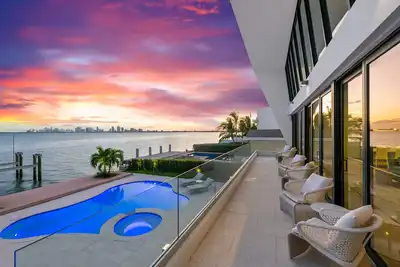 Image de Villa Violette by Sobevillas-Enjoy the Breathtaking Open Bay Views