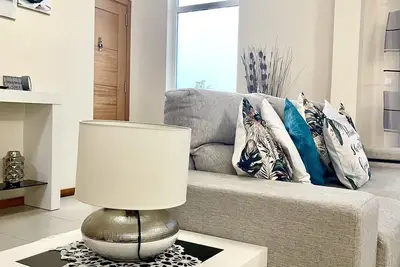 Image de Villa Bluesky - Fantastic 3bedroom House in Sunny Calheta Near the Sandy Beach