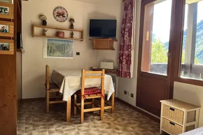 Image de 1er étage, piscine, télévision, casier à ski, 22m², Pralognan-la-Vanoise