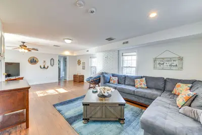 Image de Adorable Cottage: Fire Pit, Walk to Colonial Beach