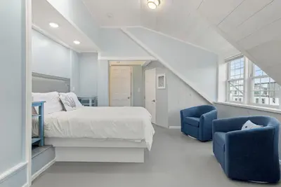 Image de 2br/2ba Harborside Home · Fenced Backyard · Ocean View ·Walk to Rocky Neck+Beach