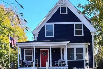 Image de Historic Seaward Cottage Located Mins of Dock Square