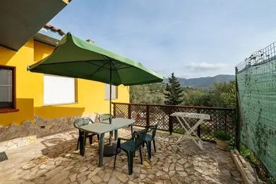 Image de Maison de vacances 'Lovely House' avec vue sur la montagne, Wi-Fi et climatisation