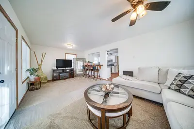 Image de Charming Cleveland Home: 5 Mi to Downtown!