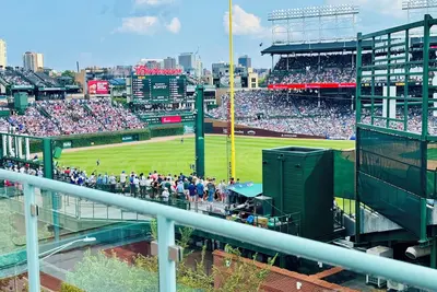 Image de Wrigley Field Views & Cubs Vibes – Stay Across the Street!