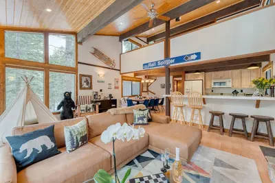 Image de In Northstar Ski Resort! | Game Room, Family-Friendly | Dakine Haus by AvantStay