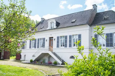 Image de Gîte de L'hirondelle Bleue, spa, calme et nature