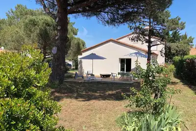 Image de Grande maison, 6 personnes, grand terrain à L'aiguillon la Presqu'île.