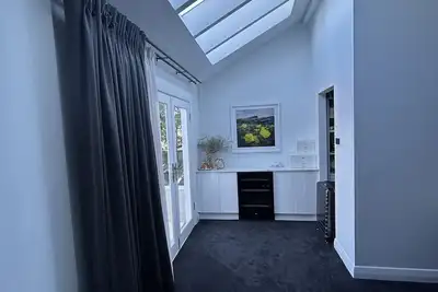 Image de Iconic, Beautiful Home ~Romantic Get Aways Merewether House, Merewether 2291