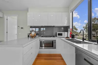 Image de Churchill Delux, Elegant Town House, complimentary wine and chocolates