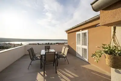 Image de Cozy family apartment with great sea view!