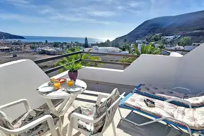 Image de Ferienwohnung Aurora in Giniginamar, Meerblick, Gemeinschaftspool